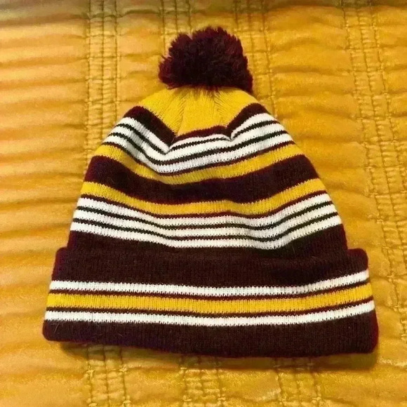 Youth University of Minnesota Beanie - Picture 2 of 2